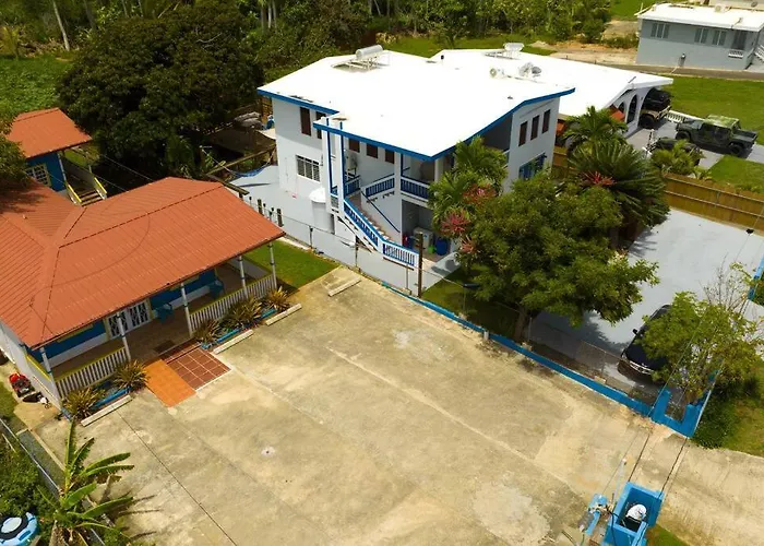 Jobos Beach Apt #1 Near Food Truck And Beach .