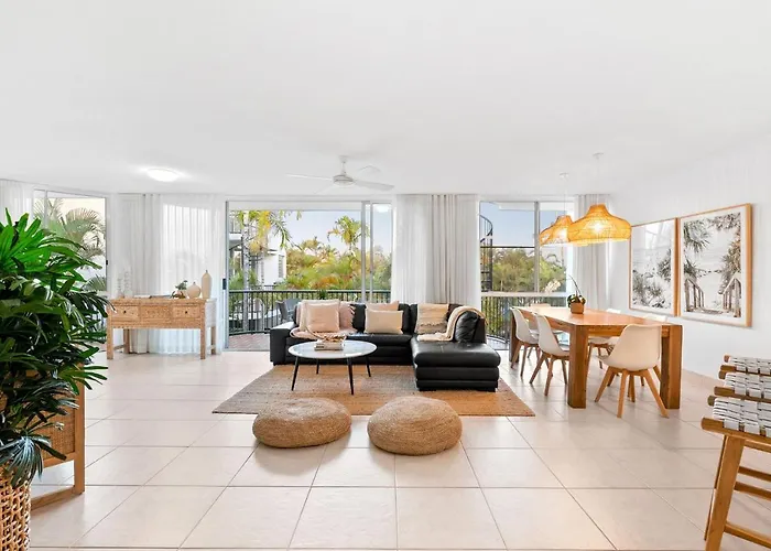 Penthouse With Private Roof Top Terrace- Noosa