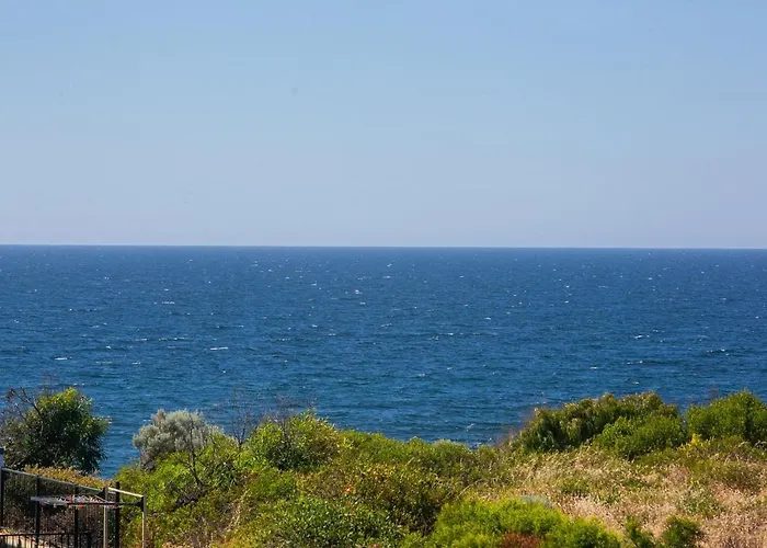 Peppy By The Sea