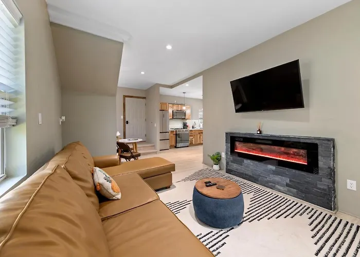 Modern Home &Cozy