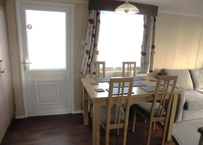 Bordeaux Kingfisher Ingoldmells 8 Berth Central Heated Free Wifi