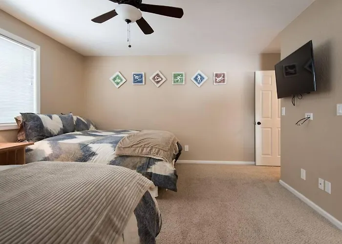 Tahoe Vista Home W/ Spa Close To Northstar & Lake