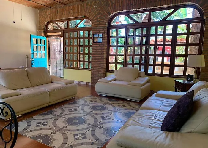 Casa Jardin