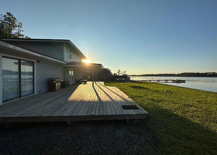 Trout River Oasis
