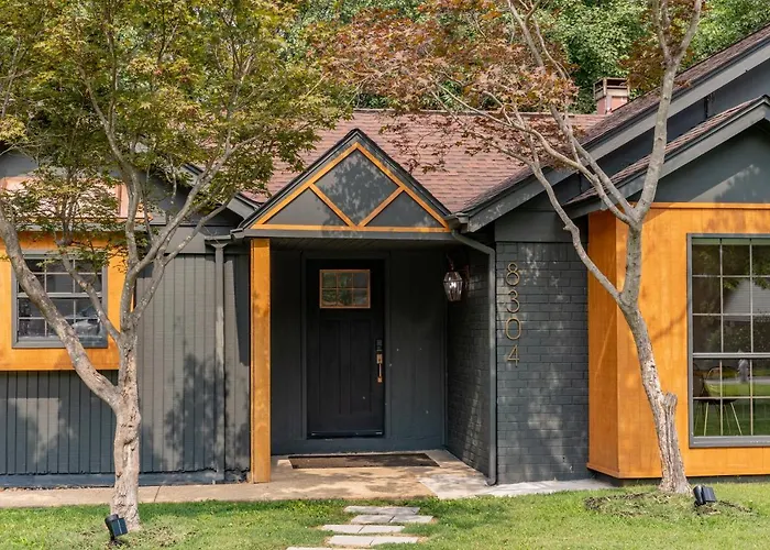 Styled, Cozy Residential Retreat Near Town Center