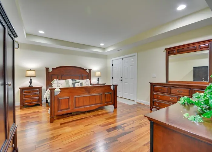 High Point Vacation Rental W/ Private Deck!