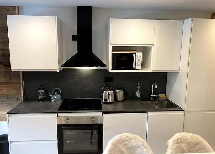 1650 Moriond - 2 Double Bedroom Near Snow Front