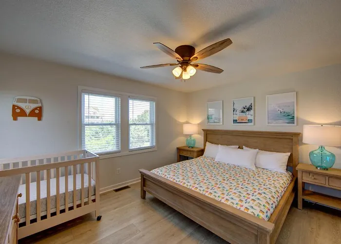 Hotter Otter-6 Beds-Private Pool-Kid/Pet Friendly-Walk To Beach!