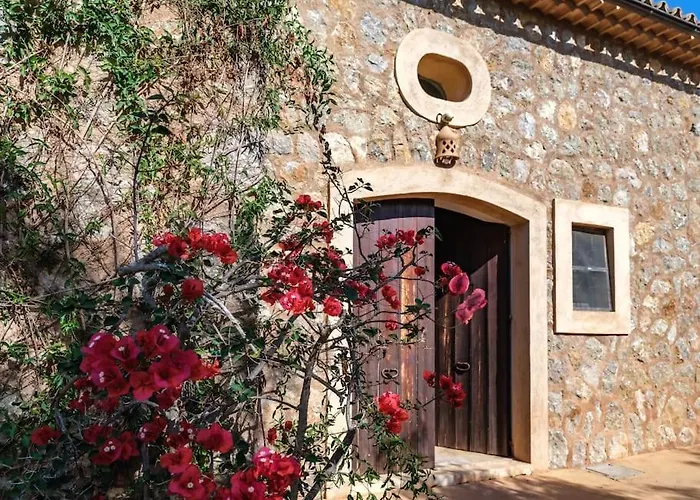 Preciosa Casa Familiar Cerca Esporlas Na Servera