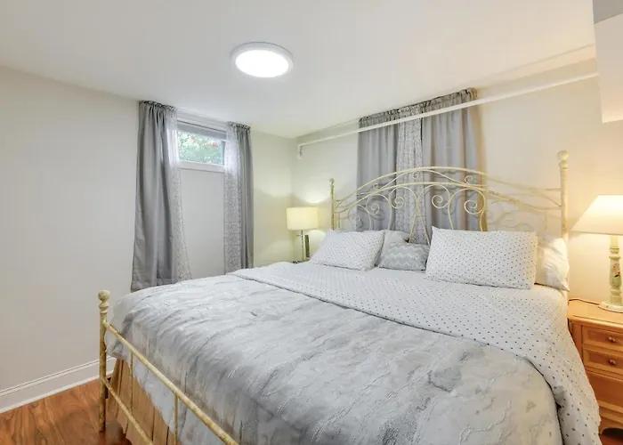Splendid Cheerful 2-Bedroom Residential
