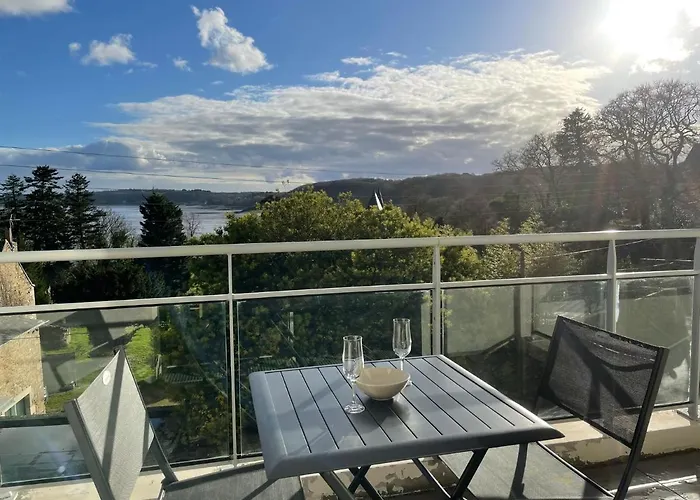 Appartement Vue Mer Expose Sud A Carantec
