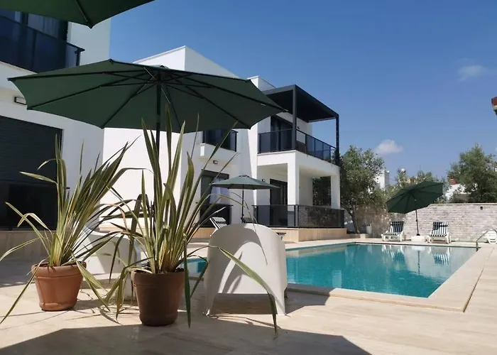 300M To Beach 2 Bedroom Garden Floor Flat With Pool B1 - Yeni Dunya Bodrum