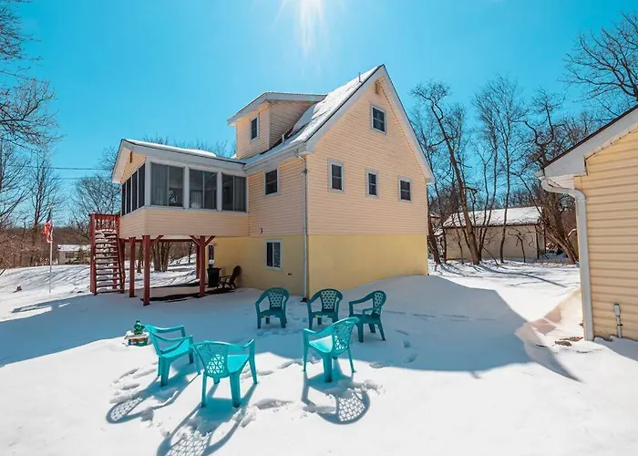 Poconochalet-Hot Tub-Grill-Firepit-Games
