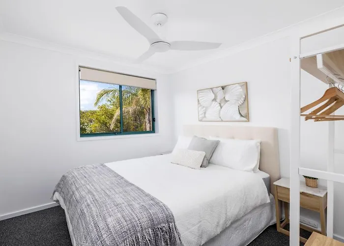 Port Stephens Spacious Townhouse