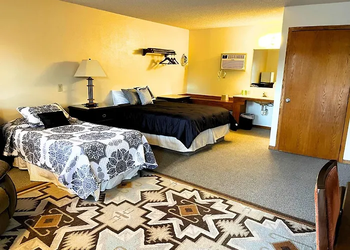 Furnas County Lodging