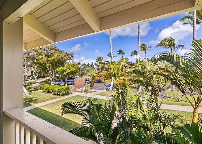 Beautiful Golf Course Front Near The Beach