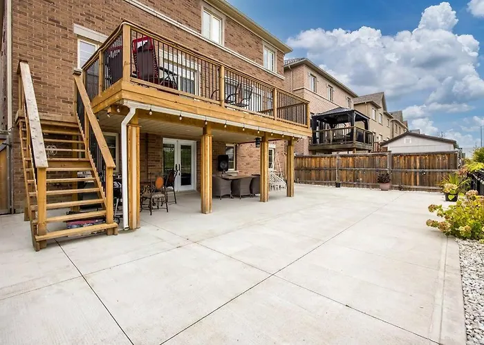 Walk-Out Basement Apartment With Private Entrance