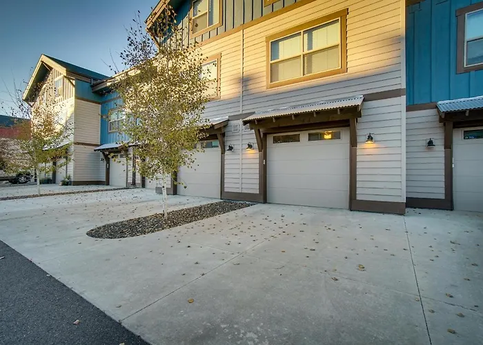 Mccall Vacation Rental W/ Private Balcony & Grill!