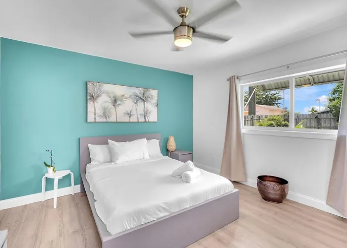 Blue Wave Bungalow - 1 1 - Stylish