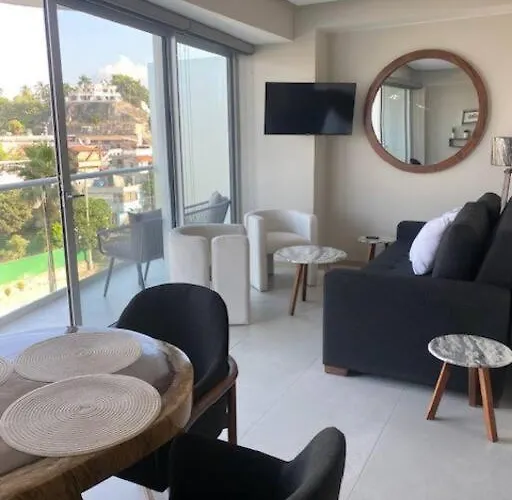Apartamento En Bucerias Frente Al Mar, Condominio Tayau