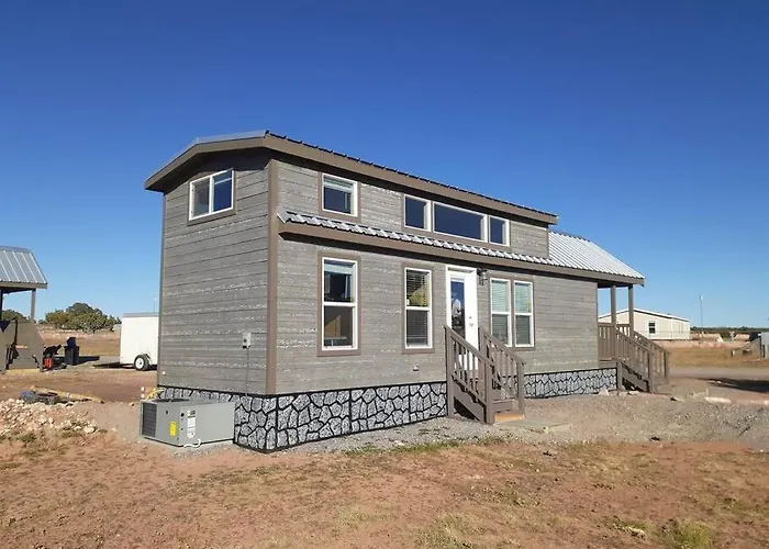 092 Grand Canyon Stargazer Tiny Home 20 Mins To South Rim - Sleeps 8