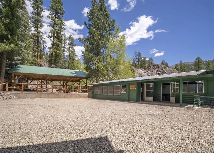 The Sophia Cabin #3 At Blue Spruce Rv Park & Cabins