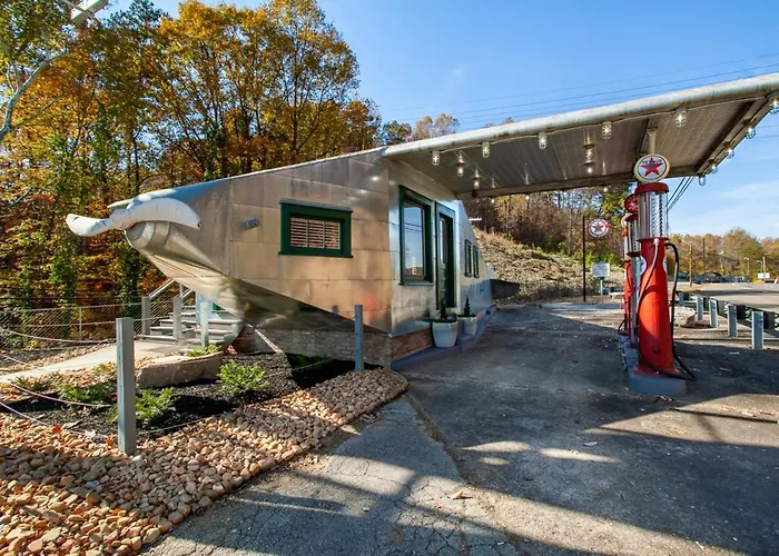 Airplane Filling Station -Unique Stay In Knoxville