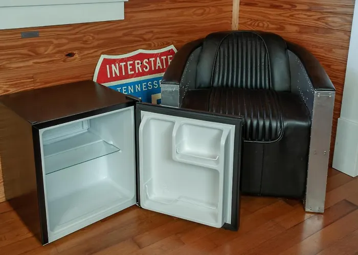 Airplane Filling Station -Unique Stay In Knoxville