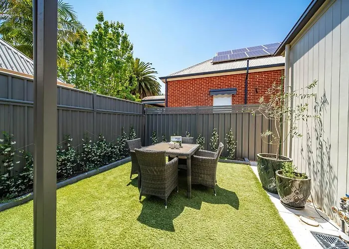 Waratah Cottage 1910 - Boutique