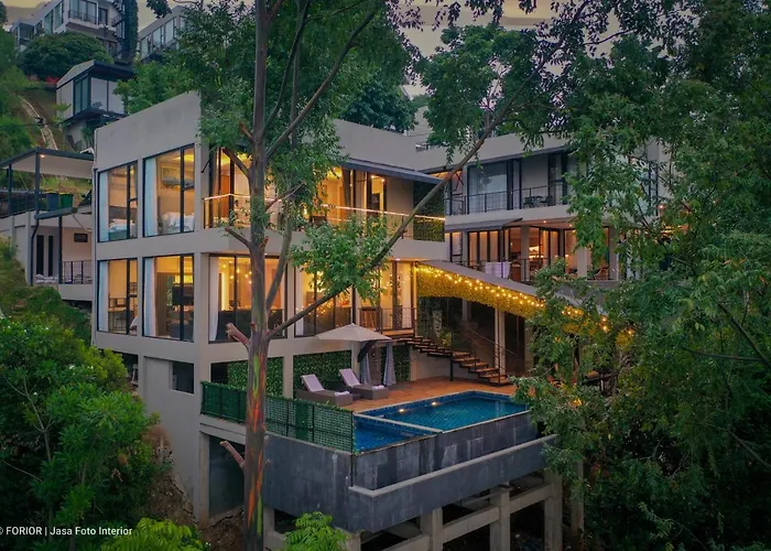Villa Wezu Dago Village Bandung