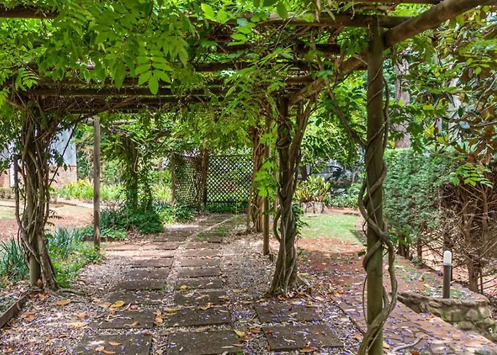 The Gamekeepers Spa Cottage In Tamborine Mountain