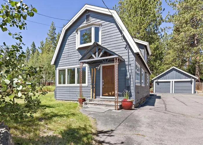 Rustling Grove In Tahoe City - Pet-Friendly, Walking Distance To Downtown And Lake - Private Hot Tub