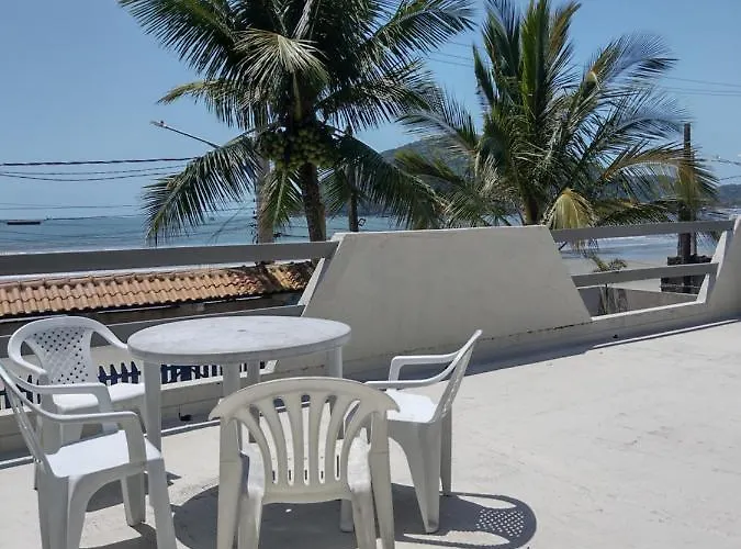 Suíte Família para até 4 pessoas em casa de praia em GUARUJÁ SP