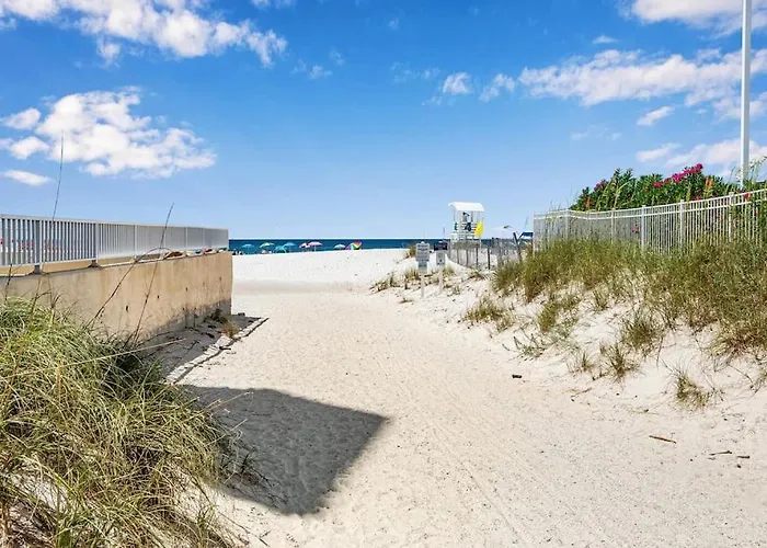 Winter In Gulf Shores: Snowbird Monthly Condo