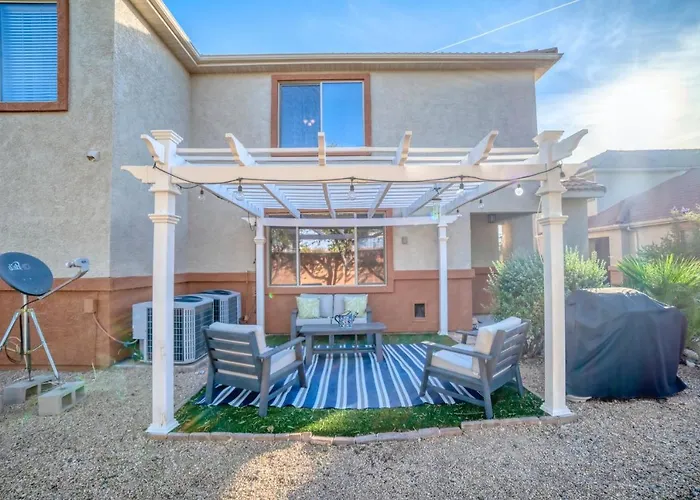 Mesquite 2Br Townhome With Pool & Gym Access
