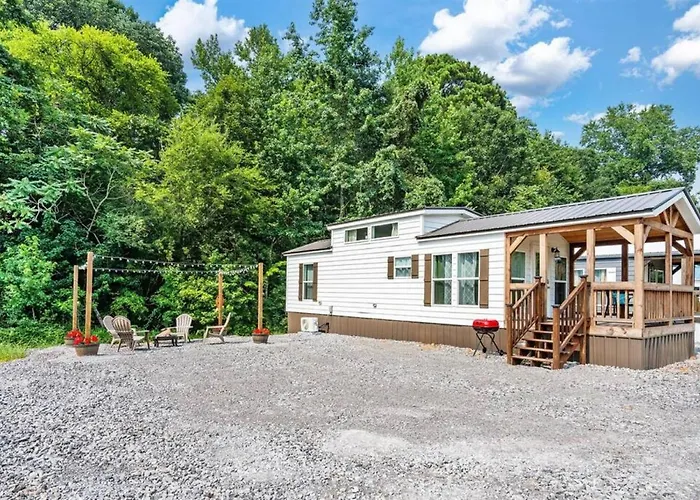 6 A Little Wanderlust Lux Tiny House, Firepit, Boat Parking, 5 Mins To Lake, Downtown