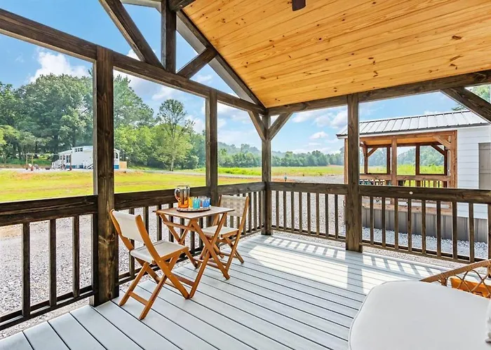 5 Cozy Casita Lux Tiny House, Firepit, 5 Mins To Downtown Guntersville