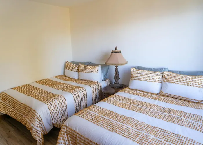 Sierra At Rubicon - 3 Bedroom Panoramic Lake Views, Private Hot Tub & Private Beach!