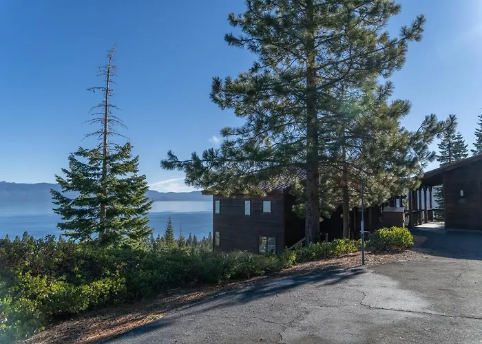 Sierra At Rubicon - 3 Bedroom Panoramic Lake Views, Private Hot Tub & Private Beach!