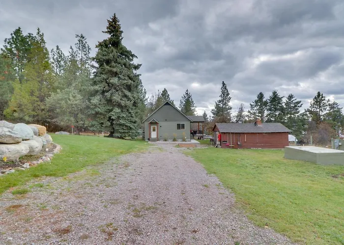 Bigfork Cottage W/ Lake Views: 5 Mi To Downtown