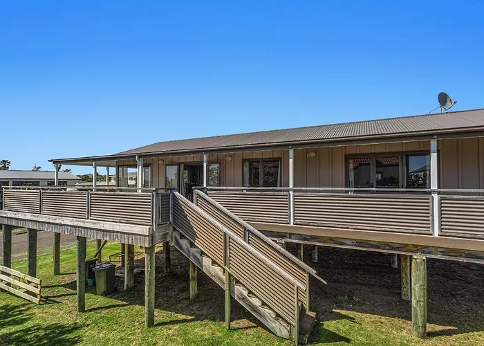 The Sun Capsule - Ohope Beach Holiday Home