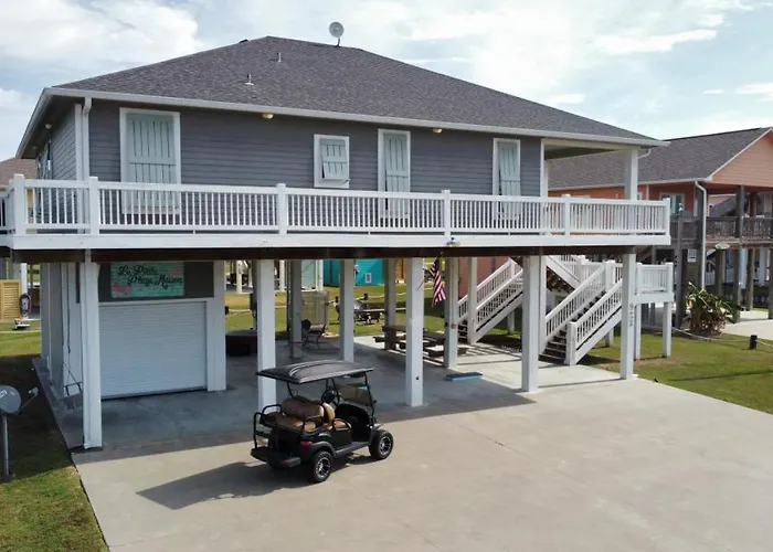 Hot Tub Golf Cart Near Beach Coastal Retreat