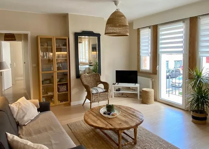 Appartement "Escapade A Malo" 4 A 6 Personnes 5 Mn A Pied De La Plage