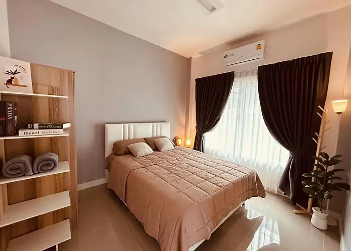 Spacious 3Br Pet-Friendly House L Near Hua Hin & Cha-Am L Sleeps Up To 10 Guests L Free Parking & Fast Wifi