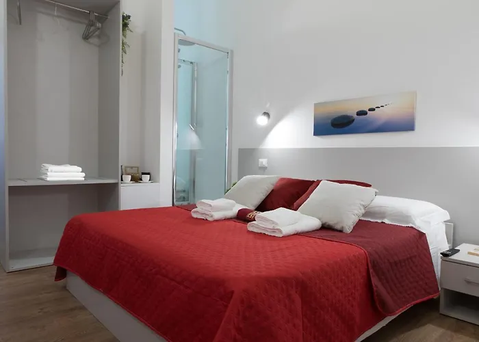 Luxury Suite - Teatro Romano - Duomo - Centro Storico Wi-Fi