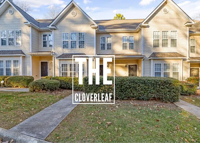 The Cloverleaf - Near Downtown Cary & Rdu
