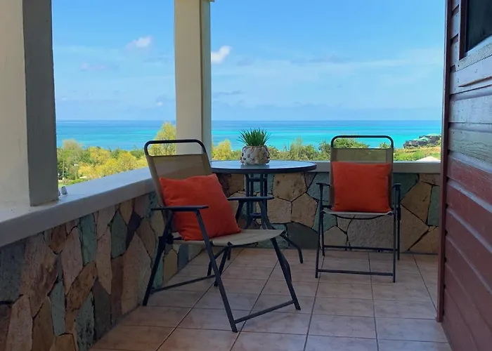 Tropical Apartment 1B