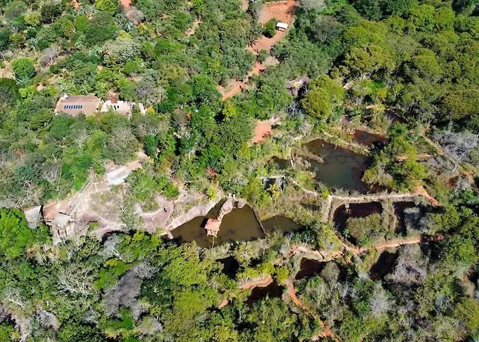 Pousada Casa Fraternità, viva momentos de tranquilidade em contato com a natureza.