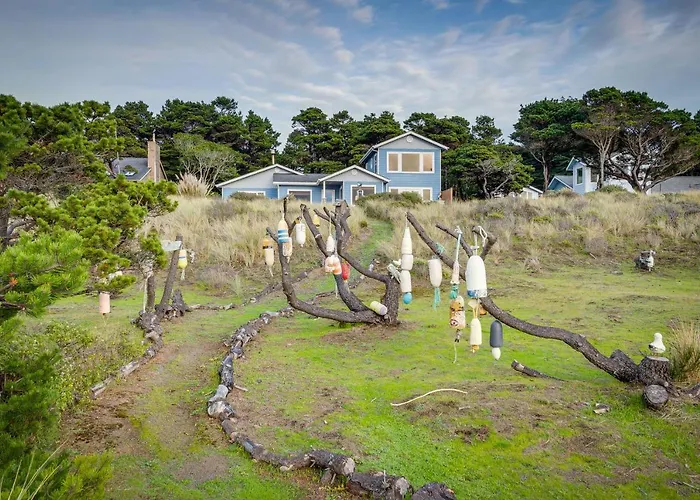 Oceanfront Home In Port Orford: The Lighthouse