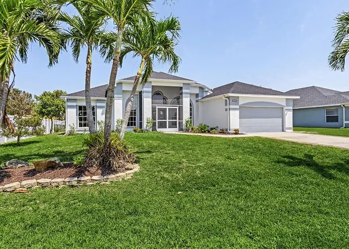 Villa W/ Private Heated Saltwater Pool, 4 Bedroom 7 Beds